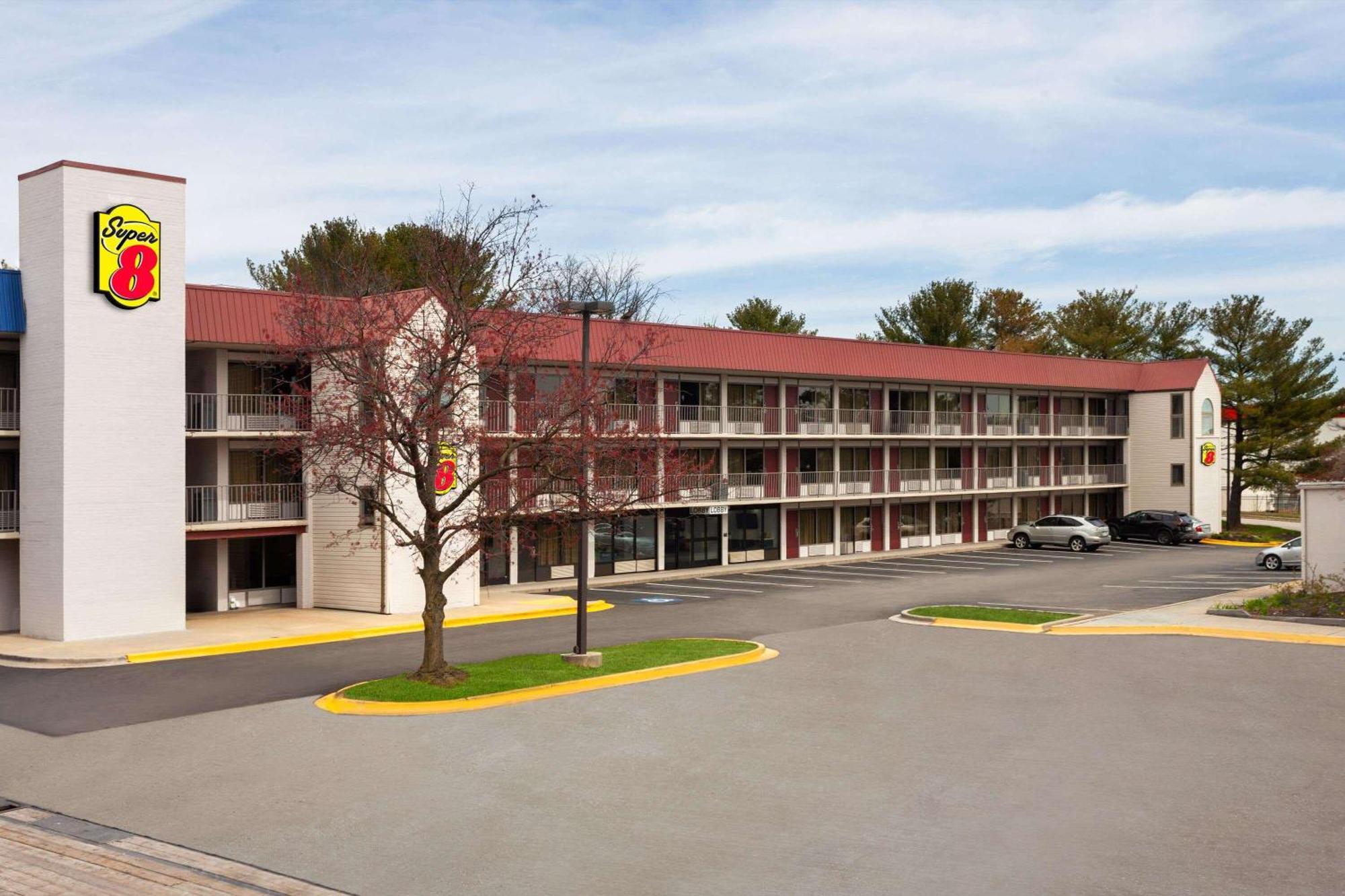 Super 8 By Wyndham Baltimore Northwest מראה חיצוני תמונה